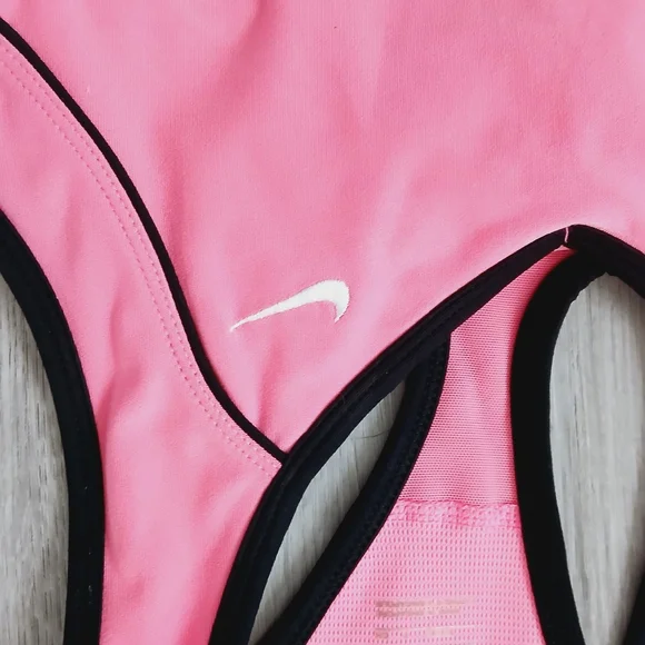 Nike Dri-Fit Performance Athletic Racerback Tank with Built in Sports Bra Small - Picture 6 of 6